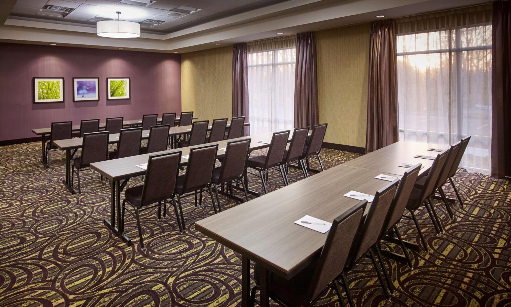Hampton Inn By Hilton Sarnia/Point Edward Exterior photo
